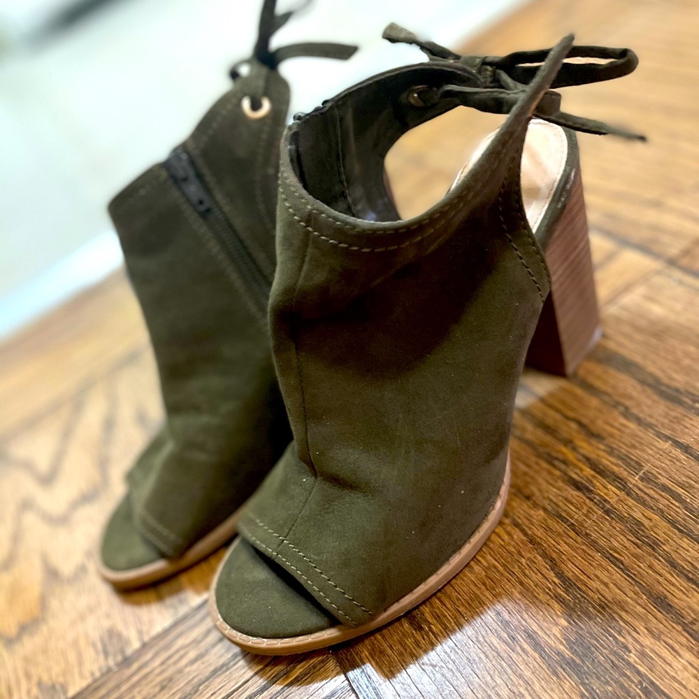 Shoes